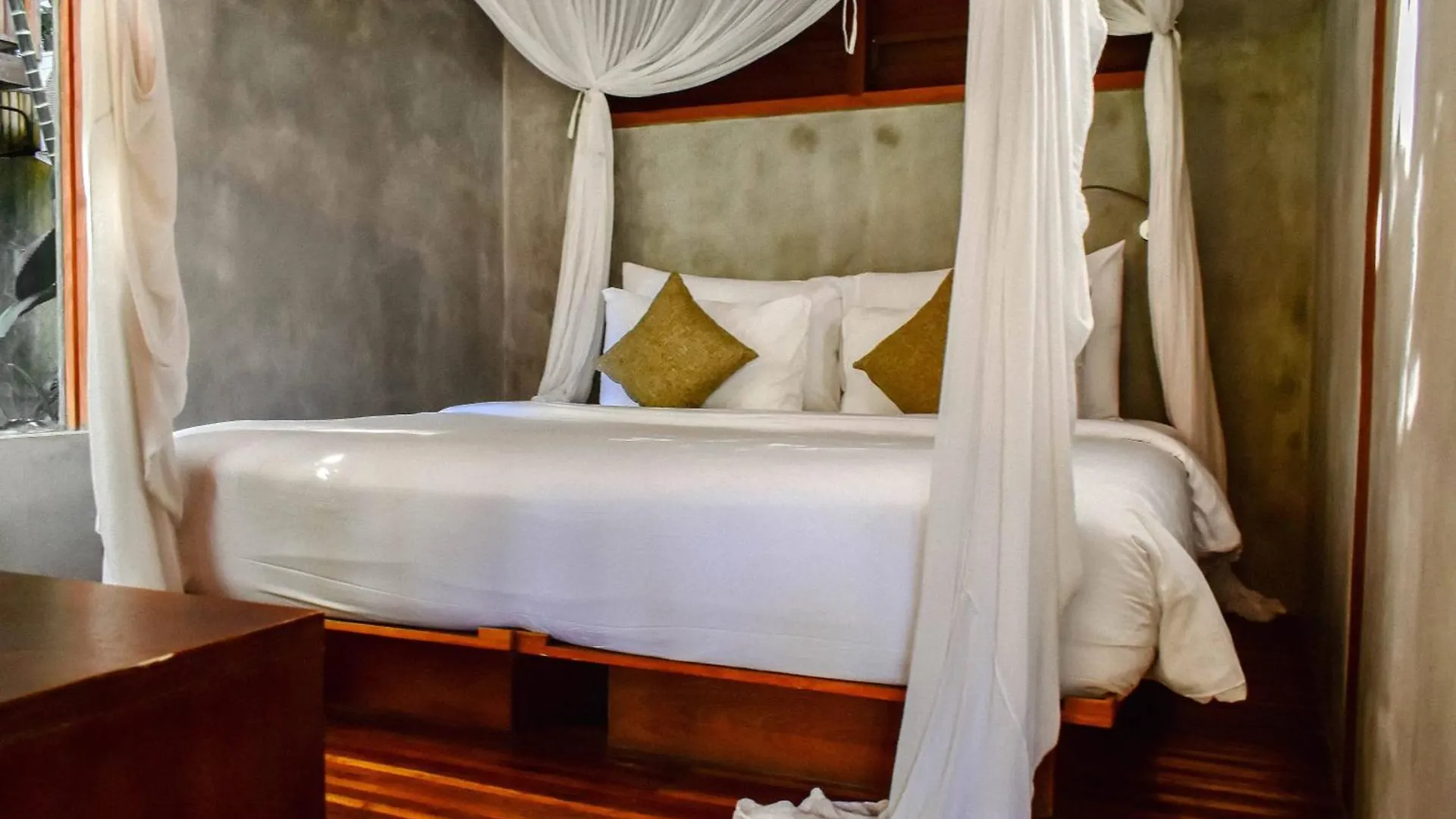 Zin Berawa Villas & Bungalows Canggu 4*,