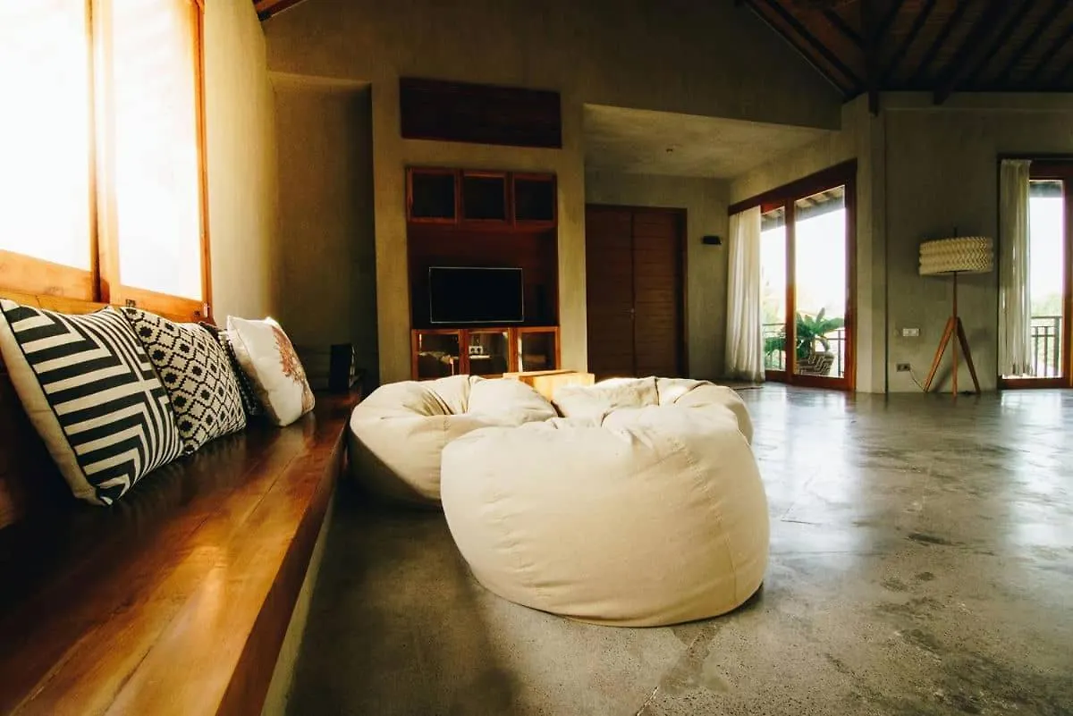 Zin Berawa Villas & Bungalows Canggu  4*, Canggu (Bali) Indonesia